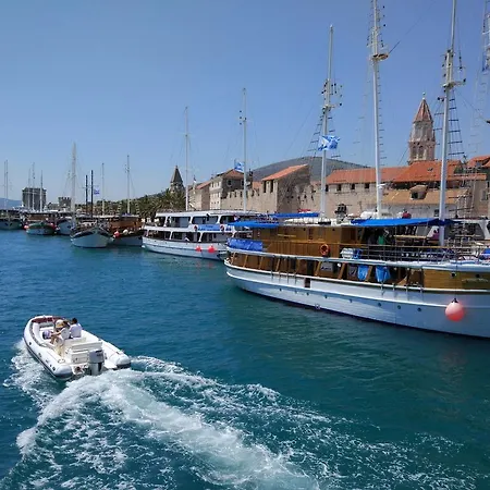 Appartement Madirazza Trogir